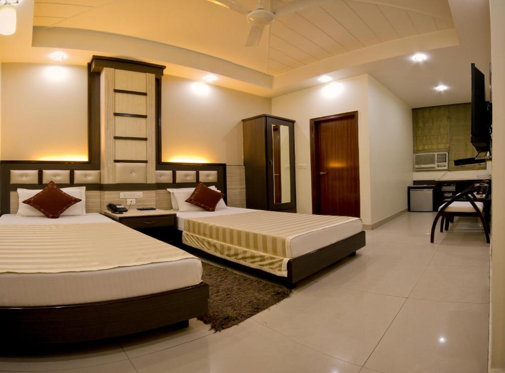 Hotel Aster Inn New Delhi Eksteriør bilde