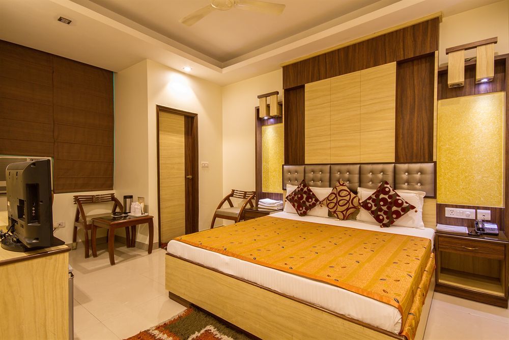 Hotel Aster Inn New Delhi Eksteriør bilde