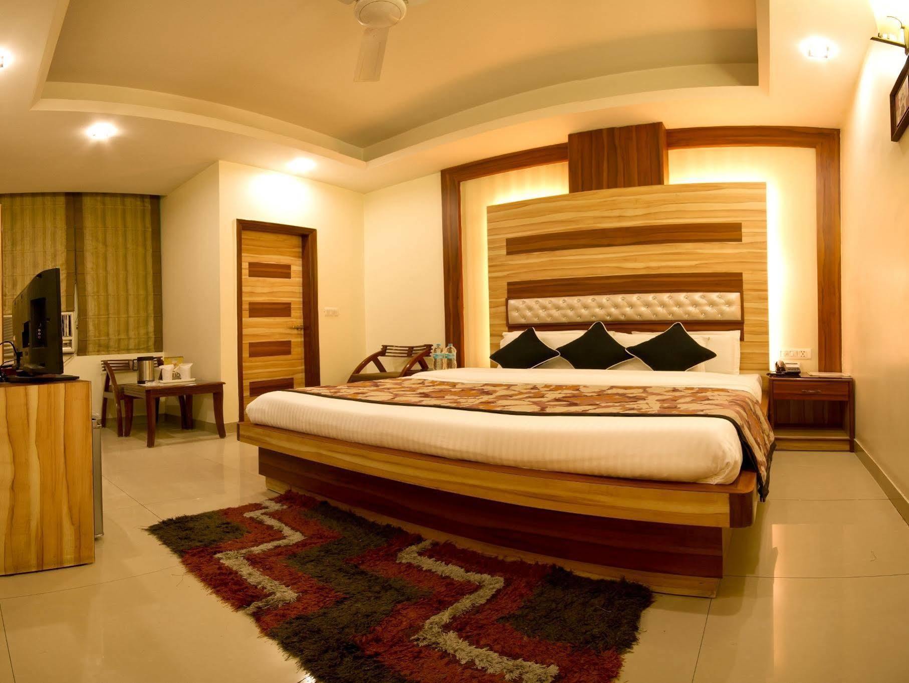 Hotel Aster Inn New Delhi Eksteriør bilde