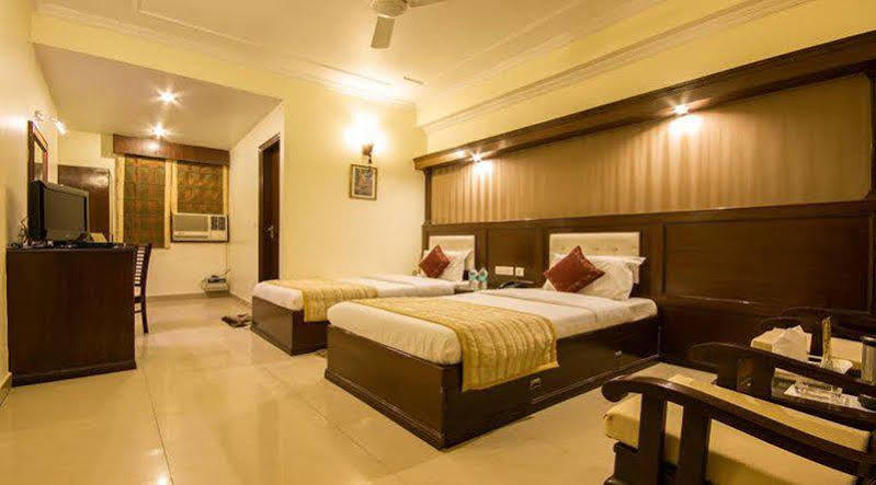 Hotel Aster Inn New Delhi Eksteriør bilde