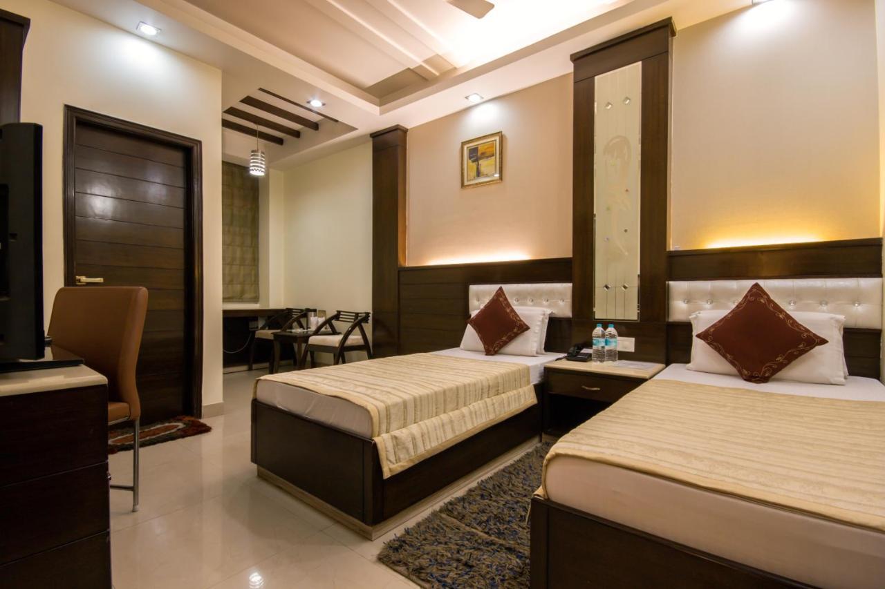 Hotel Aster Inn New Delhi Eksteriør bilde